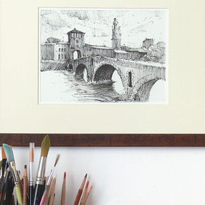 Dibujo original a pluma de la ciudad de Verona, Italia. Dibujo de paisaje y arquitectura con pluma.