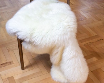 Natural creamy white Real Sheepskin rug