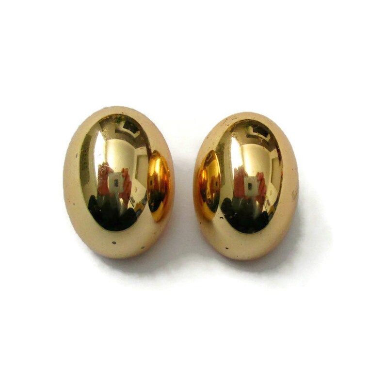 Vintage gold tone button clip on earrings