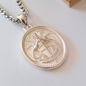 CHENGHONG Collana Uomo Con Ciondolo San Michele Arcangelo In Argento 925 – Gioiello Croce Cristiano Regalo Per Fidanzato, Padre, Marito