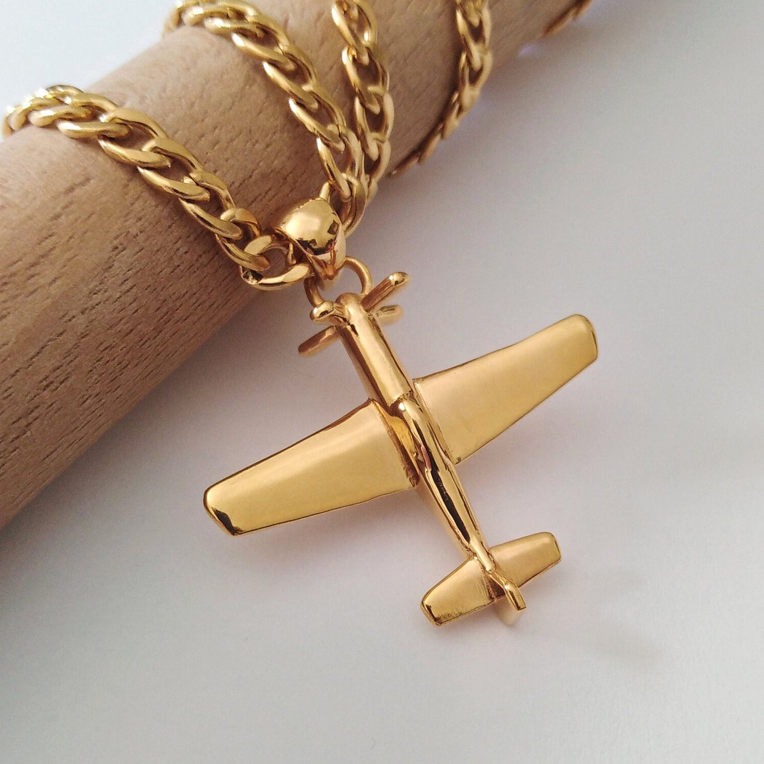 Nuovo Design Ciondolo Aeroplano da Uomo in Acciaio Inossidabile Placcato Oro, Gioiello Charm Collana Aereo