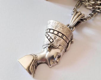 Pendentif Nefertiti À VENDRE! - FR