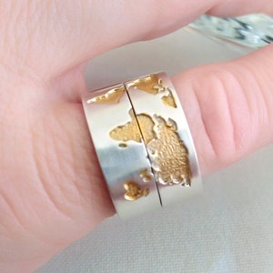 Gouden wereldkaartring, ring aardekaart, gegraveerde kaart aarde ring, sterlingzilveren reizigersring, ring wereldkaart heren, gouden kaartring dames, gouden kaartring dames