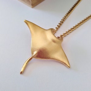 Gold Manta Ray Pendant, Silver 925 Manta Ray Necklace, Manta Ray Jewelry, Silver Manta Ray, Rose Gold Manta Ray, Fish Jewelry, Fish Necklace