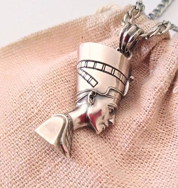 Sterling silver outlet nefertiti pendant Sterling silver outlet nefertiti pendant
