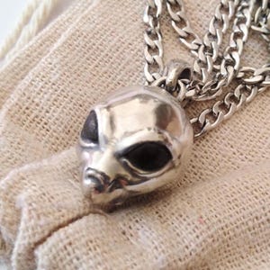 Oxidierter Silber 925 Alien Kopf Anhänger | Handgefertigte Sterling Silber 925 Alien Halskette | Herren Silber Alien Anhänger | Frauen UFO Anhänger