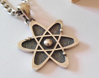 Geoxideerd zilveren 925 atoomsymbool hanger | Handgemaakte verouderde zilveren 925 atoomketting | Hanger met atoomsymbool | Uniseks zilveren wetenschappelijke sieraden
