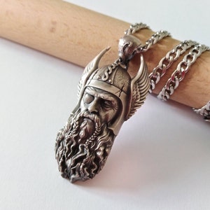 Odin buste-hanger geoxideerd zilver 925 | Handgemaakte oude zilveren Odin-kopketting 925 | Hanger uit de Noorse mythologie | Odin-hoofdhanger voor heren