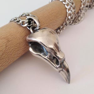 Oxidized Silver 925 Raven Skull Pendant | Handcrafted Raven Skull Necklace | Men Crow Aged Silver 925 Necklace | Silver Raven Skull Pendant