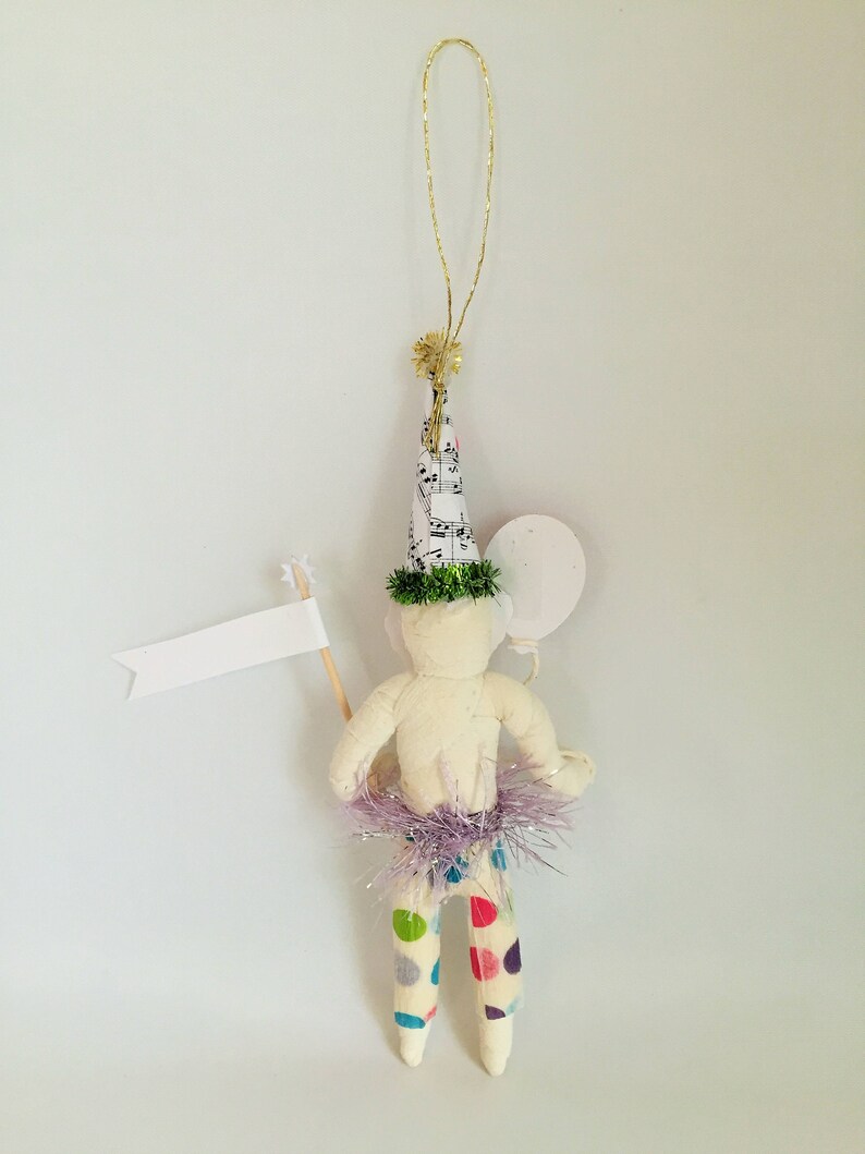 Brown Tabby CAT HAPPY BIRTHDAY spun cotton cat vintage style spun cotton boy wballoon 6.5 ornament