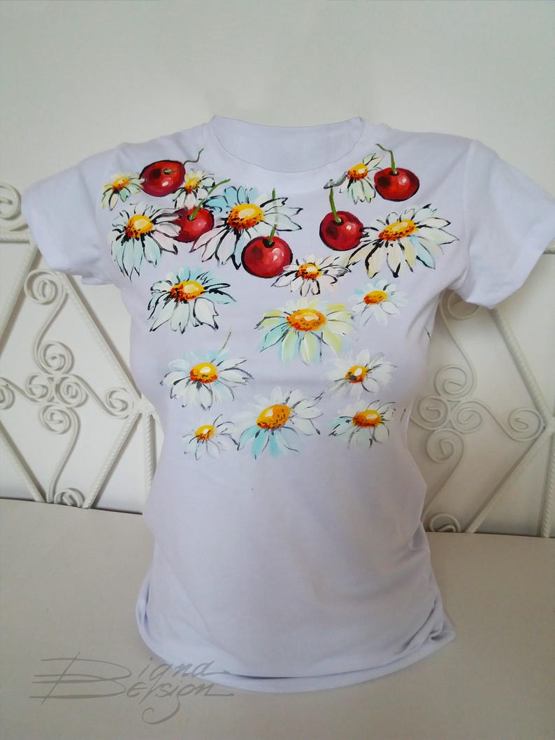 t shirt with cherries