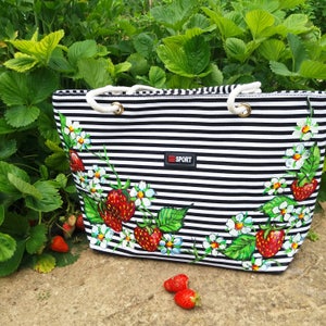 Sac fraise, Hadpainted sacs, sac fraise, sac d’été, sac à main fraise, à la main peint fraise sac, sacs à main Pinted