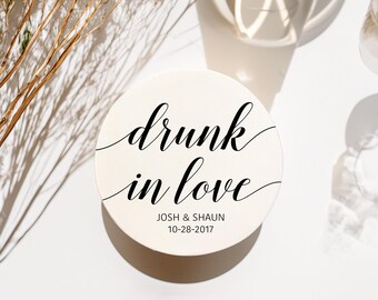 Betrunken in Liebe Untersetzer, personalisierte Untersetzer, benutzerdefinierte Untersetzer, Getränke Untersetzer, Hochzeit Untersetzer, Bar Untersetzer, Party Untersetzer, monogrammiert
