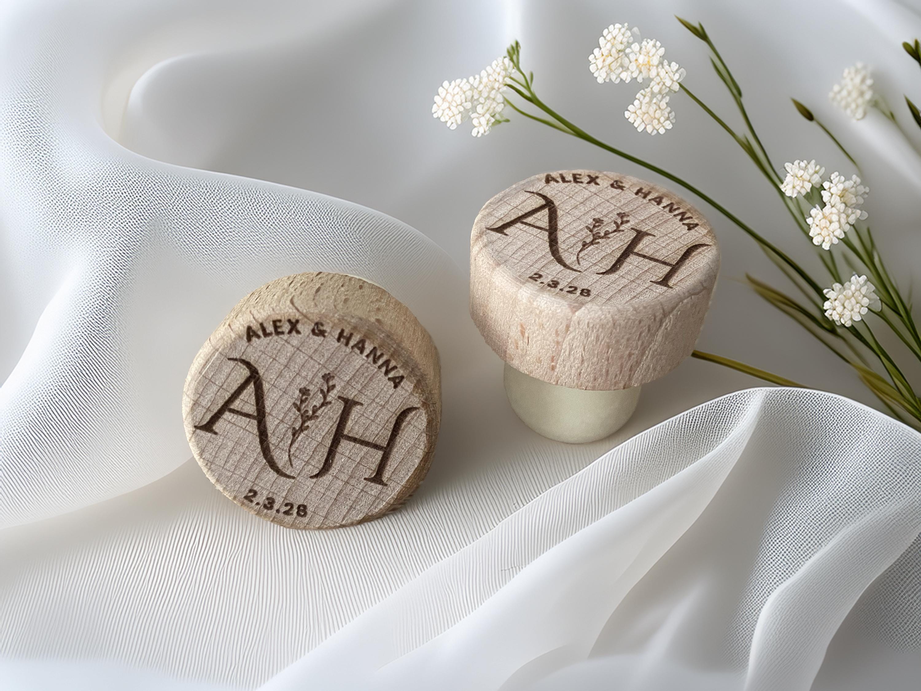 cadeau invité mariage, bouchon liège personnalisé, engraved wine corks, wedding favors wine bottle stopper engraved personalized