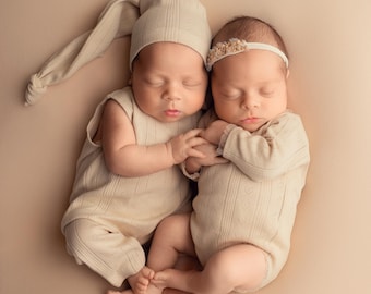 Conjunto de ropa para gemelos recién nacidos con pelele para niña y body unisex, ideal para sesiones de fotos, para la salida del hospital y como regalo para bebés gemelos en baby shower.