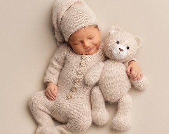 Pelele de punto de lana de angora con pies para recién nacidos y gorro para dormir, conjunto para fotografía de recién nacidos, conjunto para la salida del hospital del recién nacido, conjunto de punto con pies para bebé.