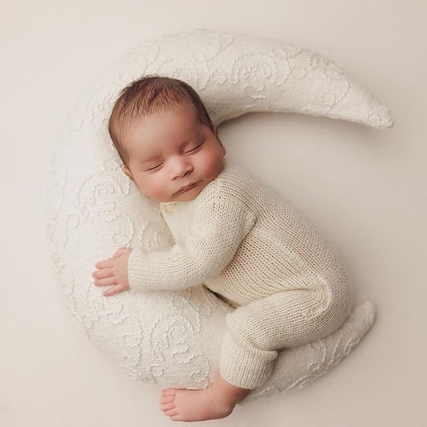 Removable Newborn Moon Pillow with Beanbag Backdrop, Newborn Posing Pillow, Newborn Posing Fabric Backdrop, Newborn Props for Photography