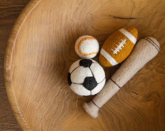 Newborn Photography Felted Toy, Newborn Baseball Prop, Newborn Felted Rugby Ball, Newborn Photography Props, Newborn Props for Photographers