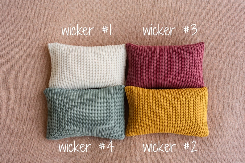 Soft newborn pillow prop – gentle posing support for photography