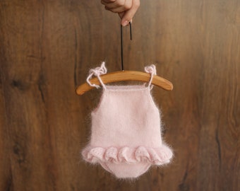 Newborn Girl Knitted Romper and Headband, Newborn Romper Girl,Newborn Girl Outfit,Newborn Photography Props,Newborn Knitted Outfit Baby Girl