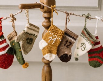 子供用ニットクリスマスアドベントカレンダー、ニットアドベント