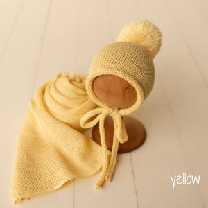 Newborn Knitted Wrap and Bonnet Photo Props Set, Newborn Pom Pom Bonnet,Newborn Merino Wool Layer,Newborn Photography props,Baby Pom Pom Hat image 8