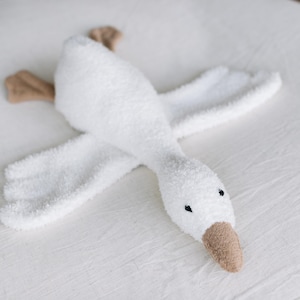 Teddy Fabric Goose Toy for Newborn Photography Props, Plush Goose Prop, Baby Goose Stuffed Animal, Heirloom Nursery Toy
