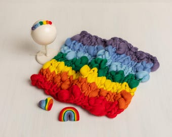 Rainbow Baby Announcement Newborn Photography Props Set, Merino Wool Rainbow Blanket, Felted Rainbow Heart Toy, Rainbow Headband Girl