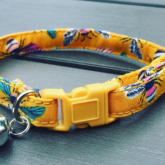 bee cat collar
