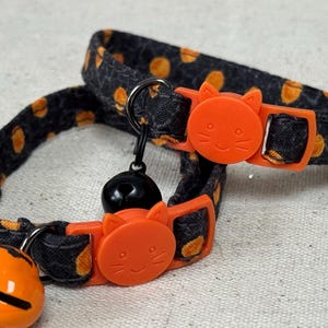 Spooky Halloween collar black with Large Orange spots