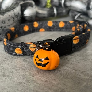 Spooky Halloween collar black with Large Orange spots