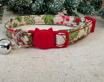 Christmas Cat and kitten Collar | Holly Foliage, Adjustable with Breakaway and Bell