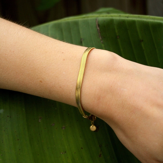 Metal bracelet 2024 for women
