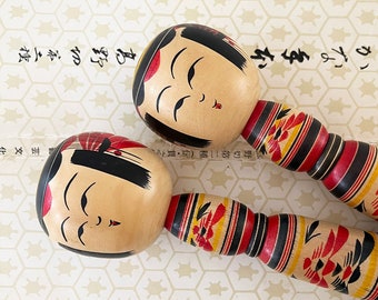 x1 medium Japanese kokeshi doll - Japan wood wooden toy kawaii oriental - traditional black red green #8064