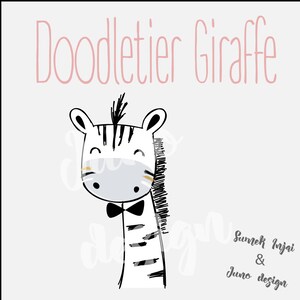 Può includere: Una zebra in bianco e nero con un papillon, disegnata in stile doodle. Il testo "Doodletier Giraffe" è scritto in rosa sopra la zebra. Il testo "Sumek Injai & Juno design" è scritto in nero nell'angolo in basso a destra dell'immagine.
