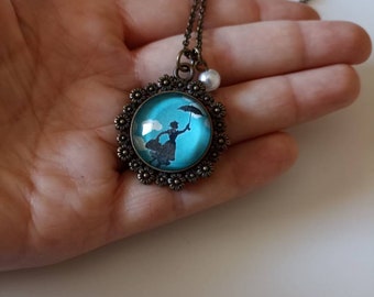 Mary Poppins Choker-Halskette mit Kreisanhänger und weißer Perle