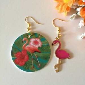 Flamingo style orecchini di carta pendenti asimmetrici con ciondolo cerchio, immagine tropicale e ciondolo con fenicottero rosa