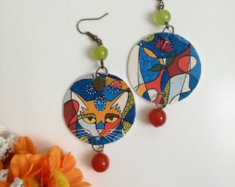 Cat paper earrings with colored pearls