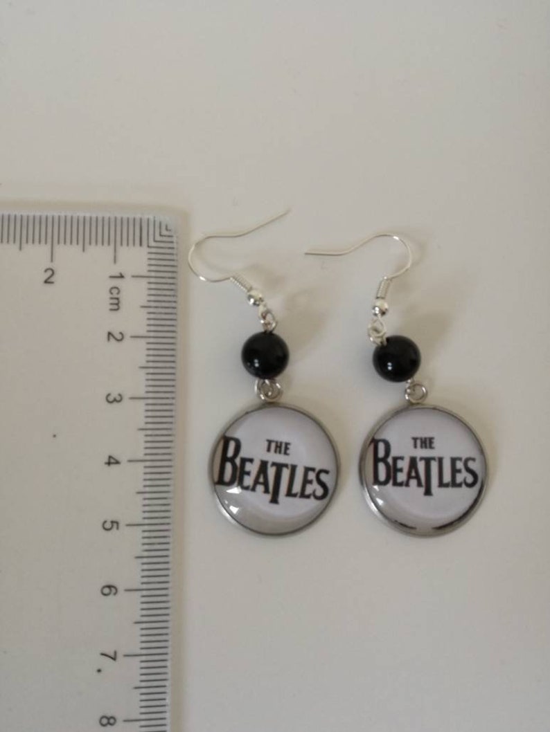 Beatles earrings with 20 mm round pendant in black and white and black bead image 3