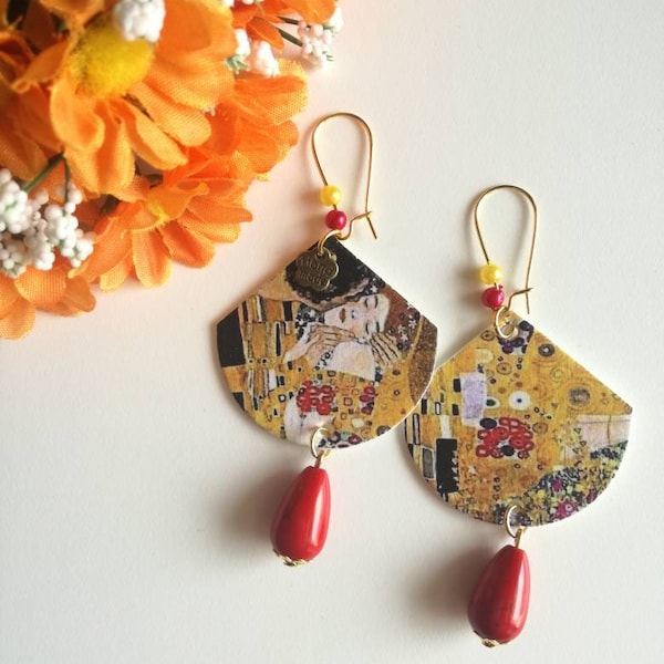 Boucles d'oreilles en papier Klimt avec pendentif éventail et perle rouge en forme de larme