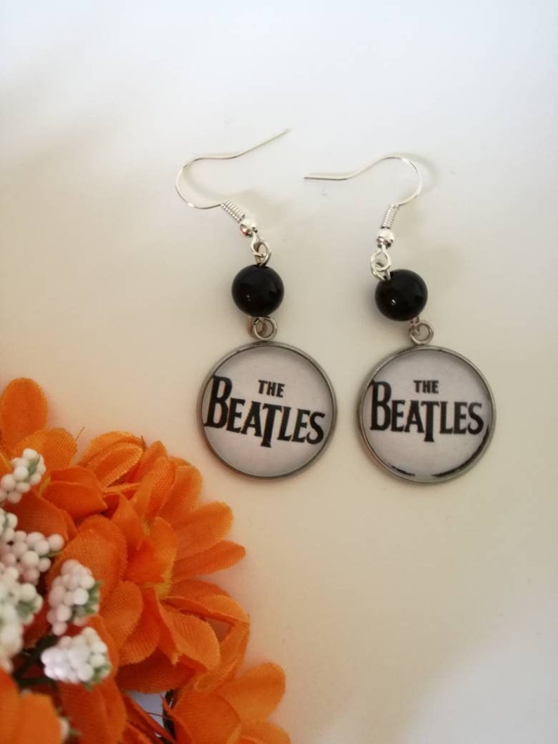 Beatles earrings with 20 mm round pendant in black and white and black bead image 2