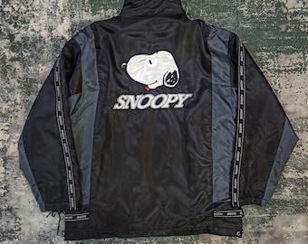 Vintage Peanuts Snoopy Big Logo Jacket Side Tape