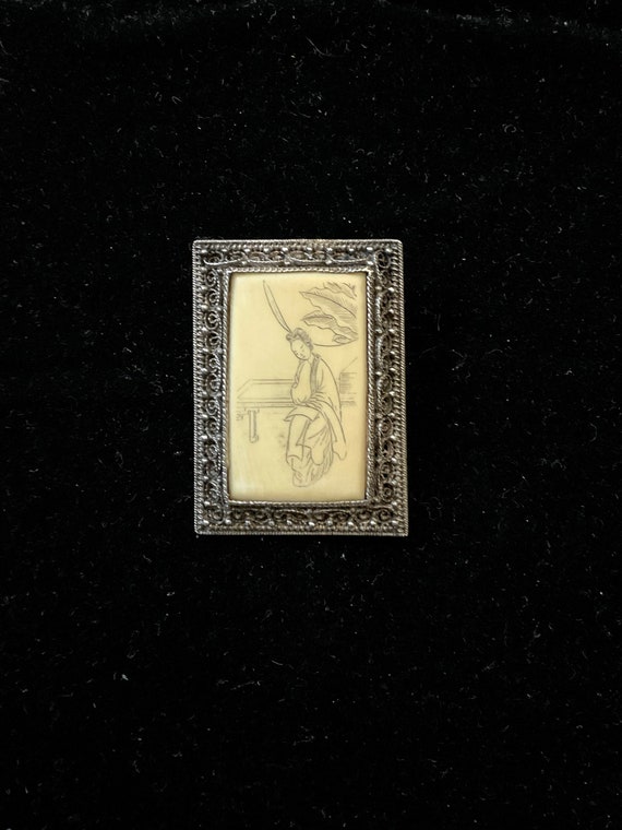 ANTIQUE 19th Chinese CARVED MINIATURE Silver Broo… - image 1