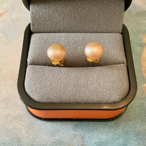 VINTAGE GENUINE PINK Pearl Gold Plated Earrings- Genuine Beautiful Pearl - Elegant Earrings- from France
