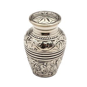 Urns Cremation Urn animal pet ashes Brass Material 3 inches