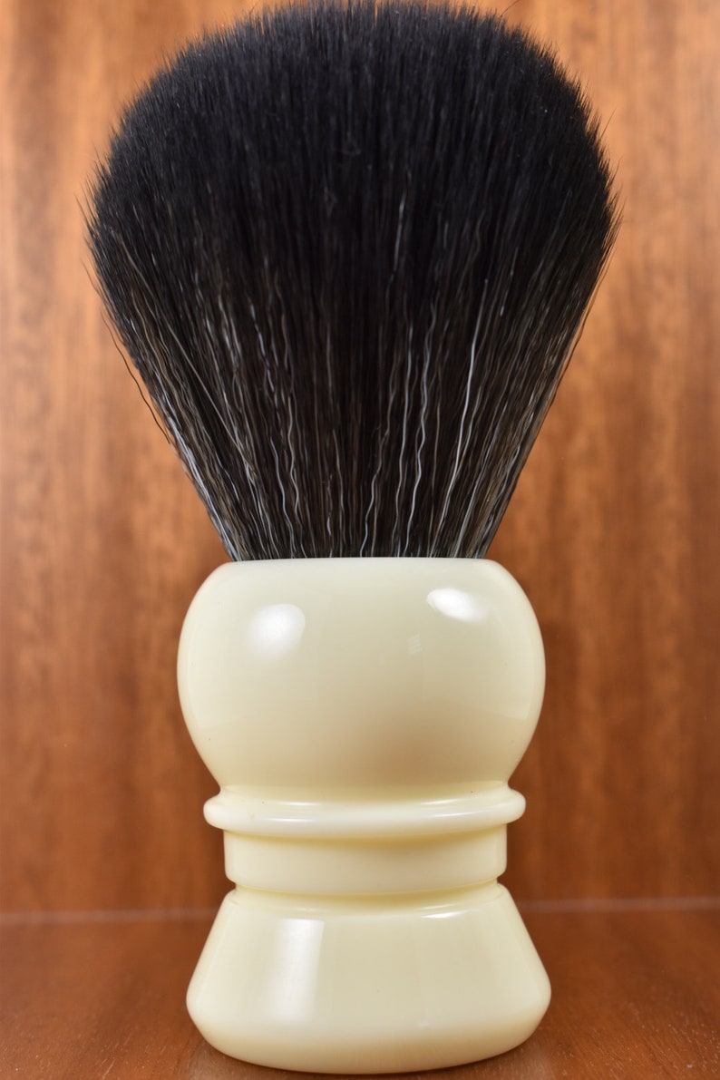 25mm synthetic brush Chess brush image 5