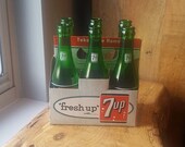 Vintage 7up quot Fresh Up quot Cardboard Six Pack Carrier w Vintage Swimmer Soda Bottles, 7 UP, Seven Up