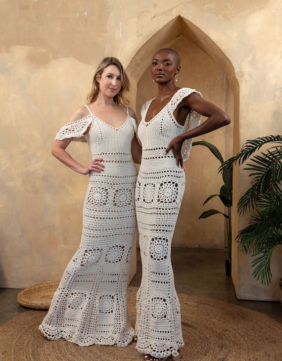 fitted lace wedding dress Guizio Crochet Halter Mini Dress main image 1