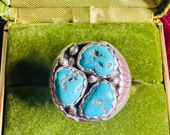 Vintage Navajo Sterling Silver and Turquoise Ring Size