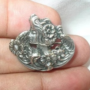 Vintage Sterling Brooch Art Nouveau Style